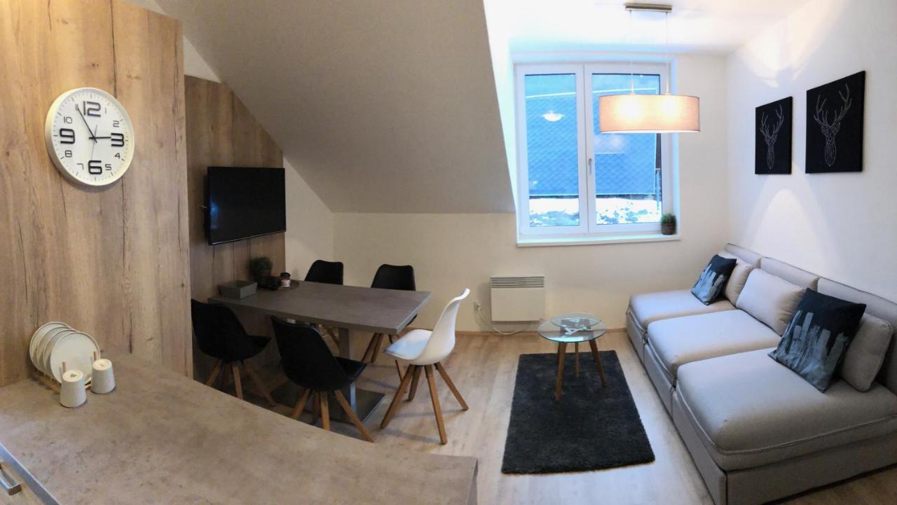 Sport Apartman Dm Долни-Морава Экстерьер фото